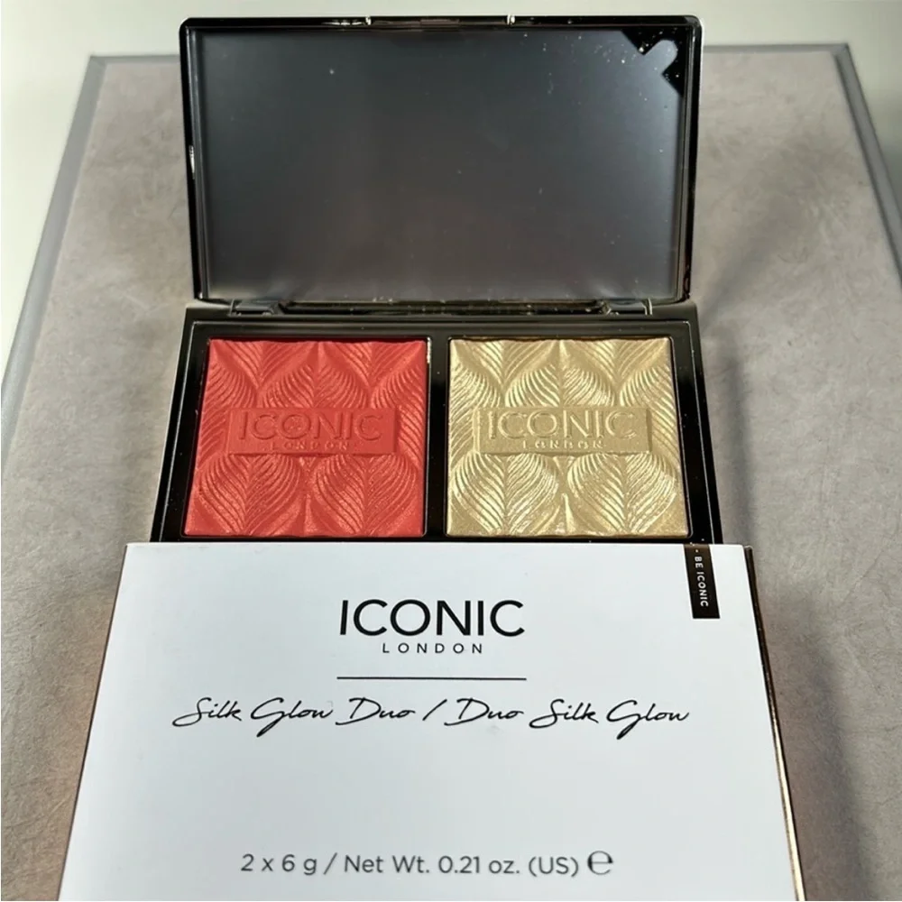 ICONIC LONDON NIB -Coral Glow- Silk Glow Duo Full Size 0.21 oz Blush/Highlighter